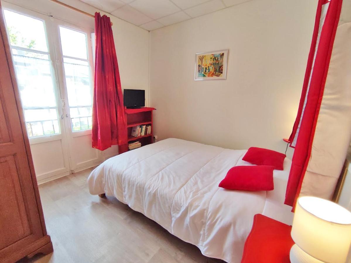 Les 3 Renards, T2 Bis, Parking, Centre Luchon, Casier A Skis, 4 Personnes Bagneres-de-Luchon Экстерьер фото